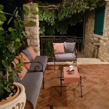 Slivari Villa