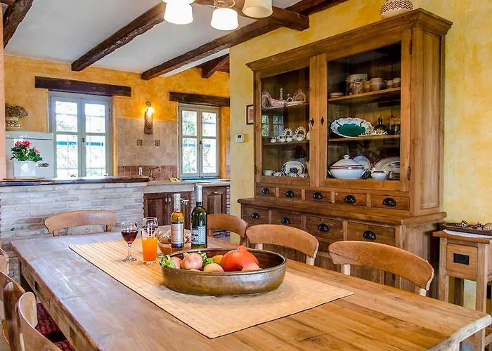 Villa Slivari 83 Žminj